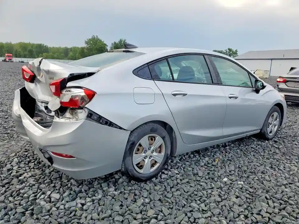 1G1BC5SM6J7221469 2018 CHEVROLET CRUZE-2