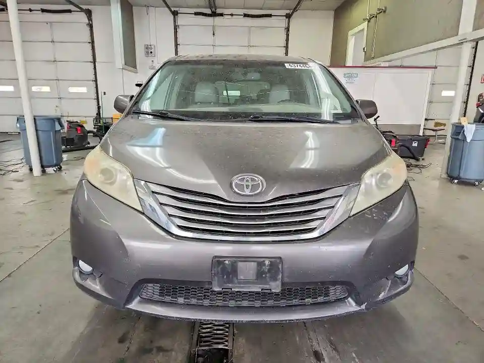 5TDYK3DCXGS692830 2016 TOYOTA SIENNA-4