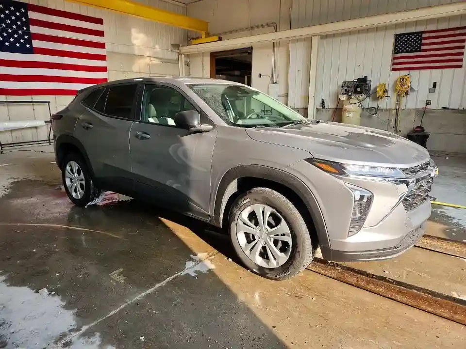KL77LFE21RC135872 2024 CHEVROLET TRAX-3