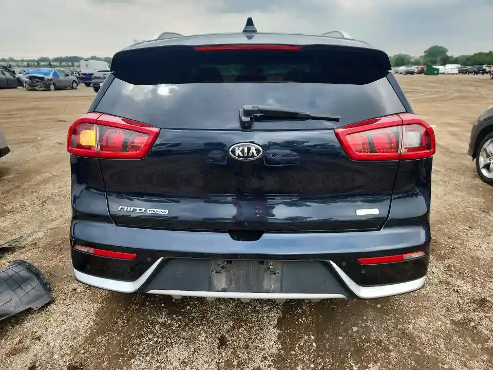 KNDCE3LC7H5047742 2017 KIA NIRO-5