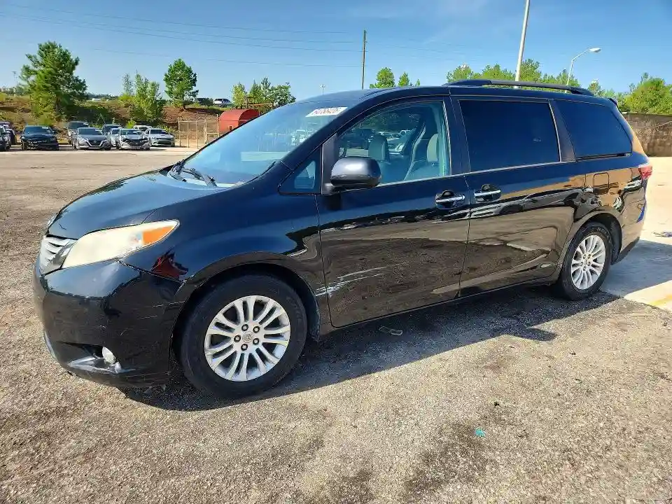 5TDYK3DC8FS582650 2015 TOYOTA SIENNA-0