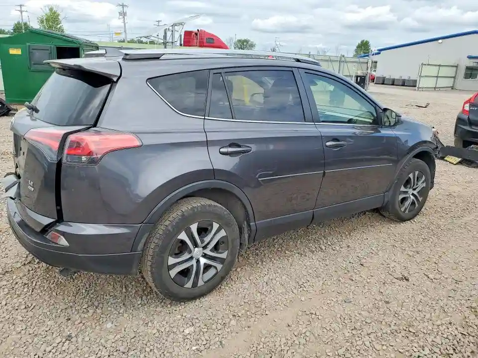 JTMBFREV6JJ215698 2018 TOYOTA RAV4-2