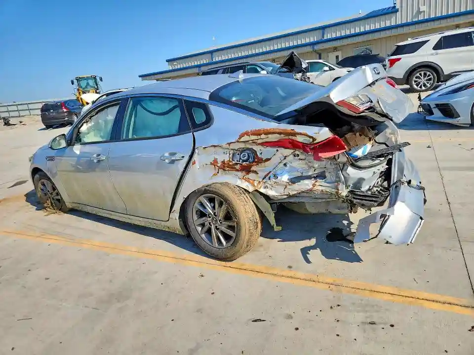 5XXGT4L33LG412452 2020 KIA OPTIMA-1