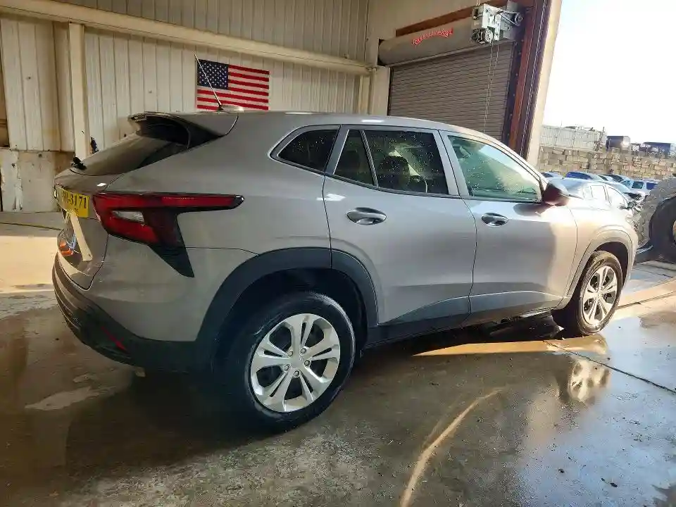 KL77LFE21RC135872 2024 CHEVROLET TRAX-2