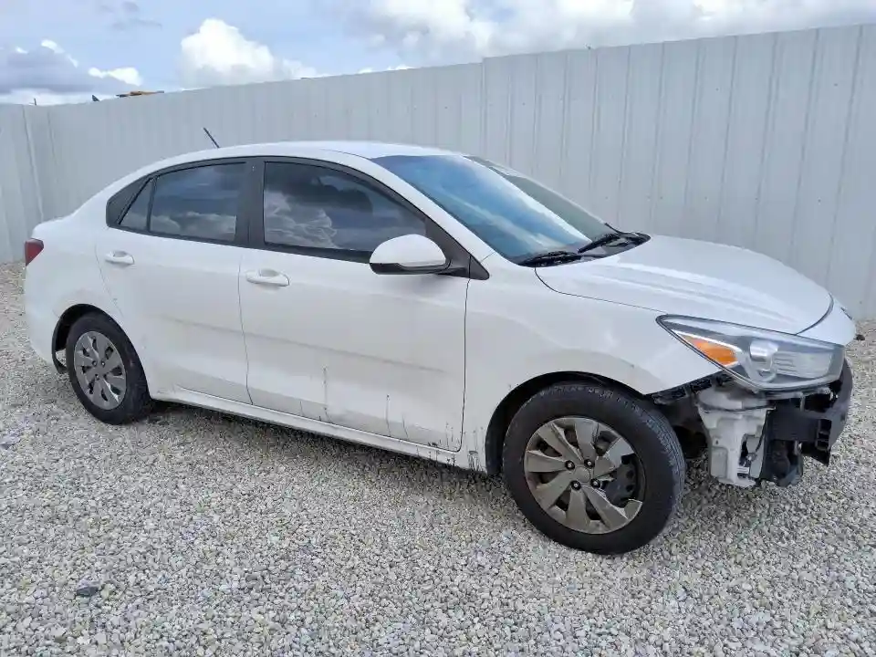 3KPA24AD4LE337094 2020 KIA RIO-3