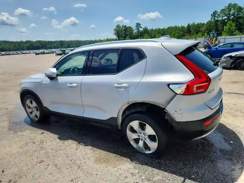 YV4AC2HK8M2486853 2021 VOLVO XC40-1