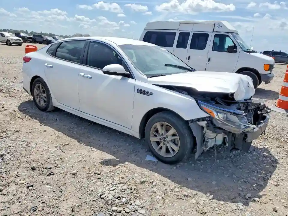 5XXGT4L39KG275936 2019 KIA OPTIMA-3