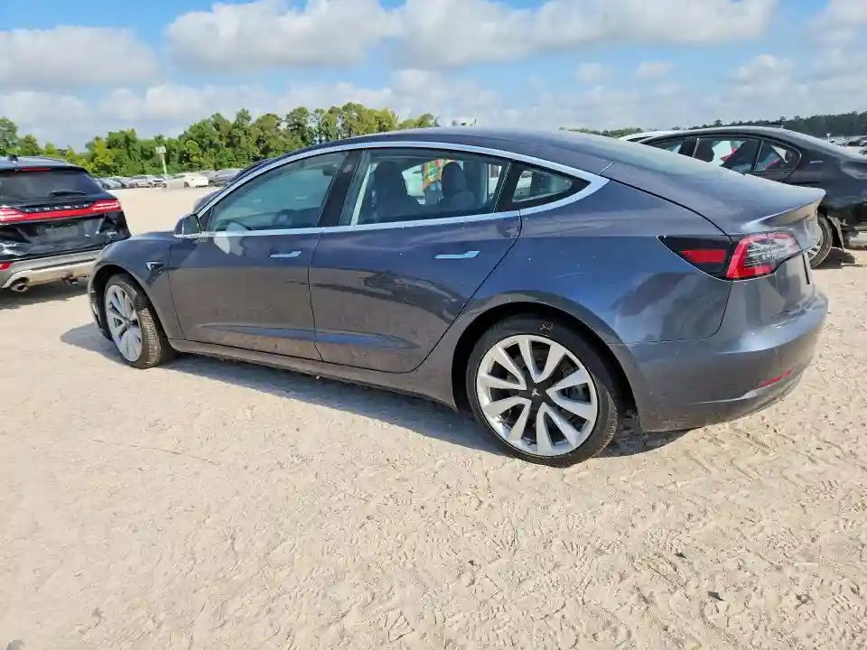 5YJ3E1EA1JF163460 2018 TESLA MODEL 3-1