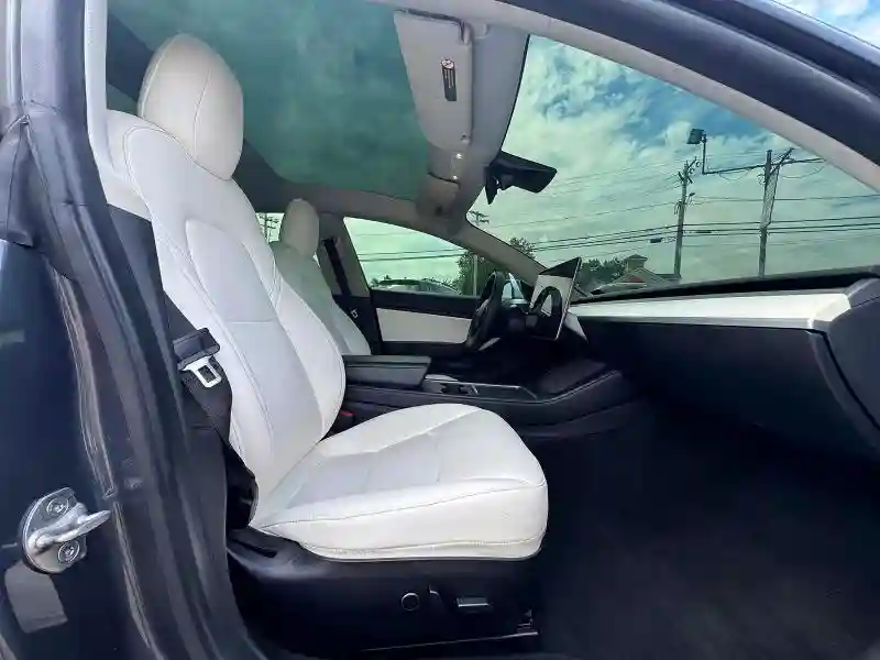 5YJ3E1EA9MF908427 2021 TESLA MODEL 3-4