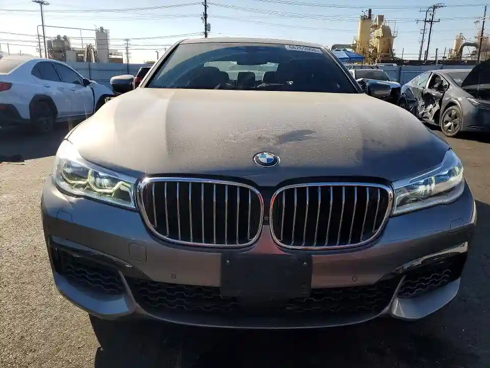 WBA7F2C56GG419212 2016 BMW 7 SERIES-4