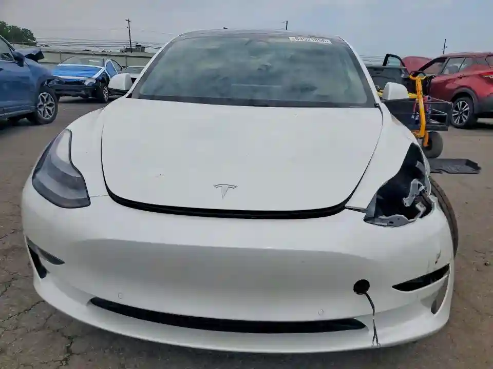 5YJ3E1EA4MF923451 2021 TESLA MODEL 3-4