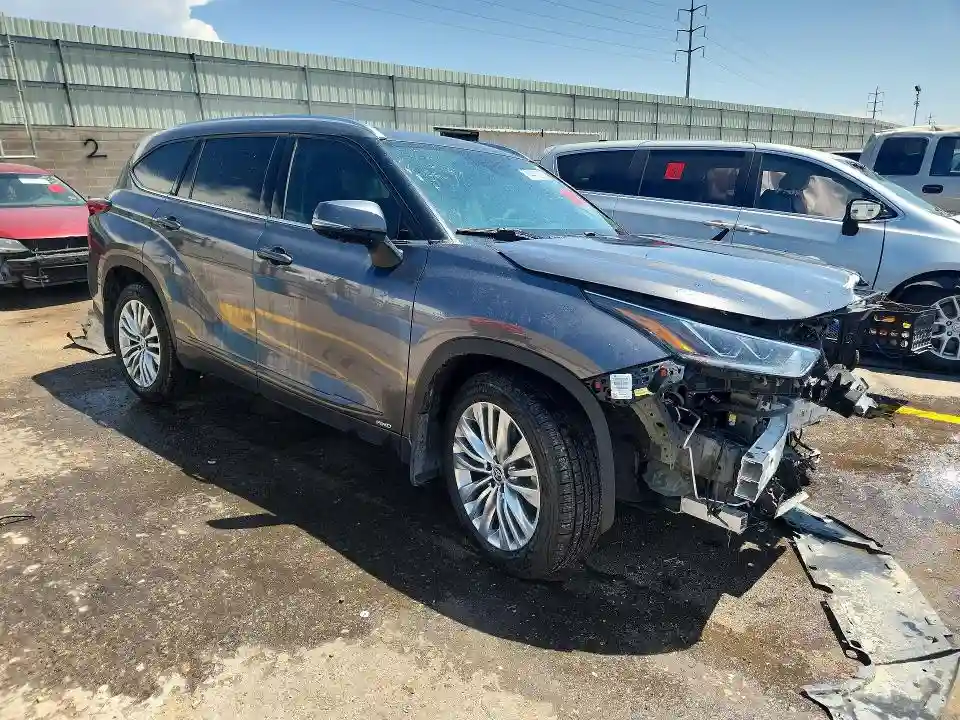 5TDEBRCH9PS121879 2023 TOYOTA HIGHLANDER-3