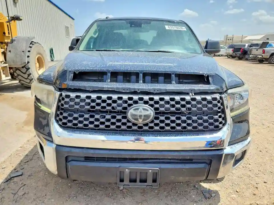 5TFDW5F1XJX772818 2018 TOYOTA TUNDRA-4