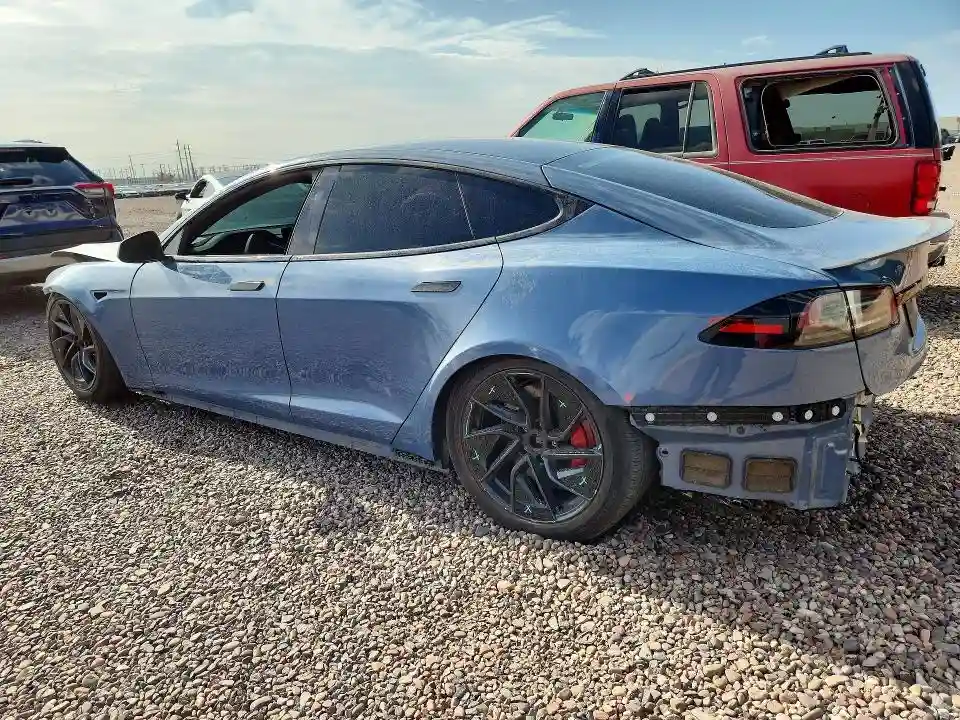 5YJSA1E64TF558691 2026 TESLA MODEL S-1