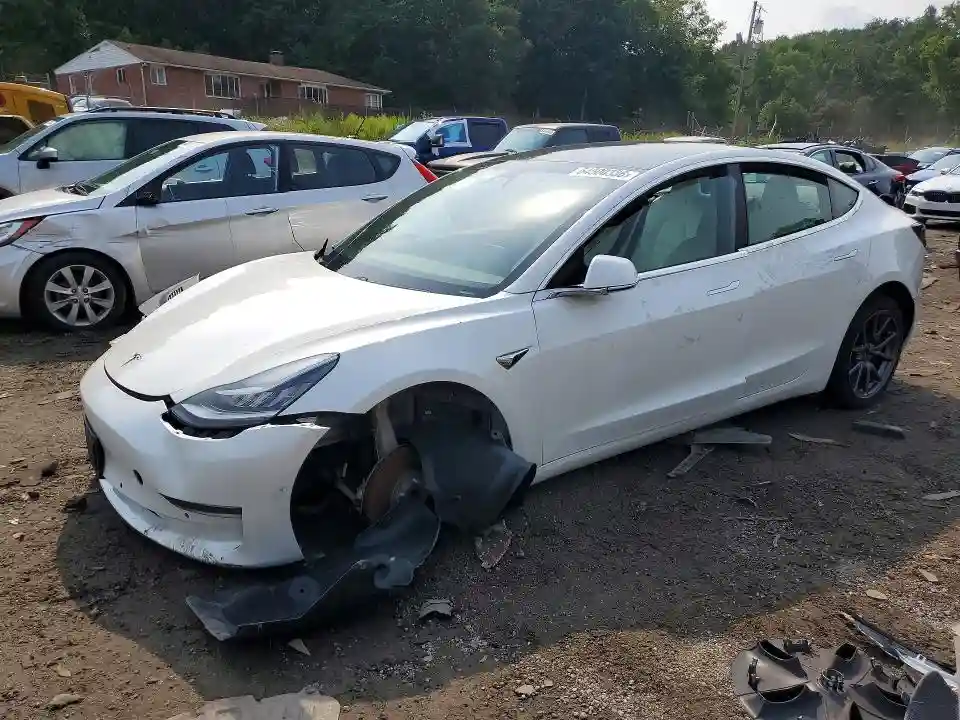 5YJ3E1EA4KF486614 2019 TESLA MODEL 3-0
