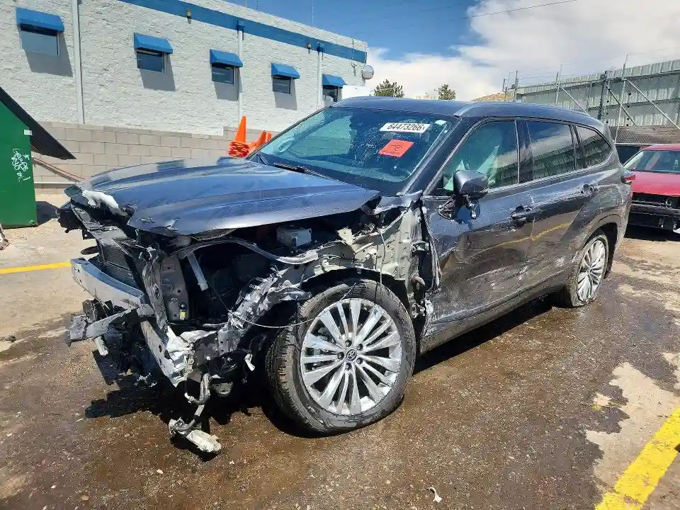 5TDEBRCH9PS121879 2023 TOYOTA HIGHLANDER-0