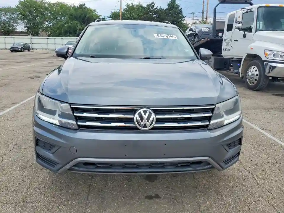 3VV0B7AX6JM055020 2018 VOLKSWAGEN TIGUAN-4