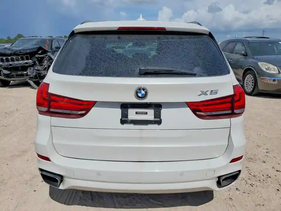 5UXKR0C5XF0P03666 2015 BMW X5-5