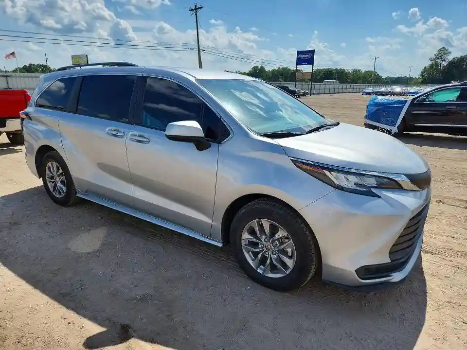 5TDKRKEC0NS120821 2022 TOYOTA SIENNA-3