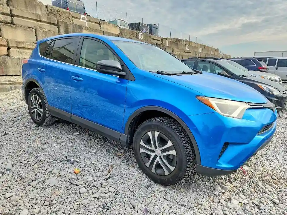 JTMZFREV6JJ190011 2018 TOYOTA RAV4-3