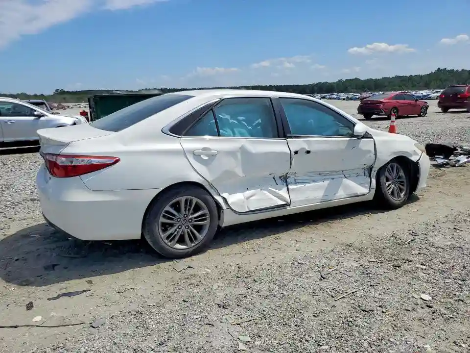 4T1BF1FK4GU556039 2016 TOYOTA CAMRY-2