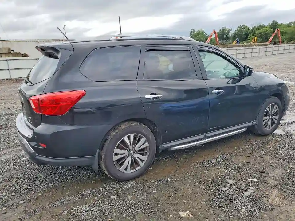 5N1DR2MM7HC658338 2017 NISSAN PATHFINDER-2