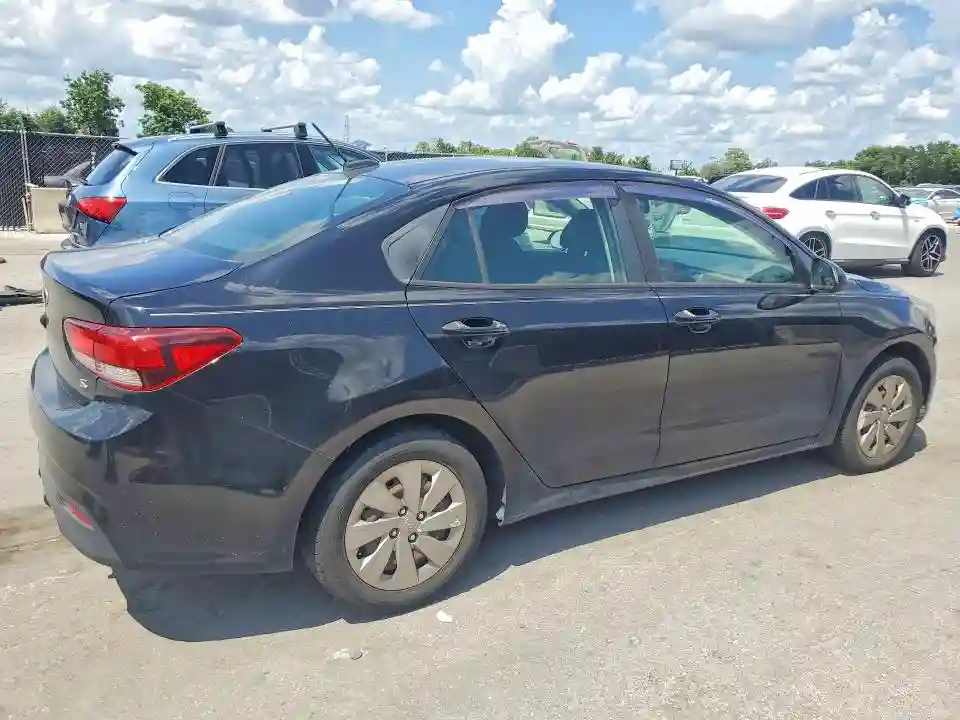 3KPA24AB1KE158069 2019 KIA RIO-2