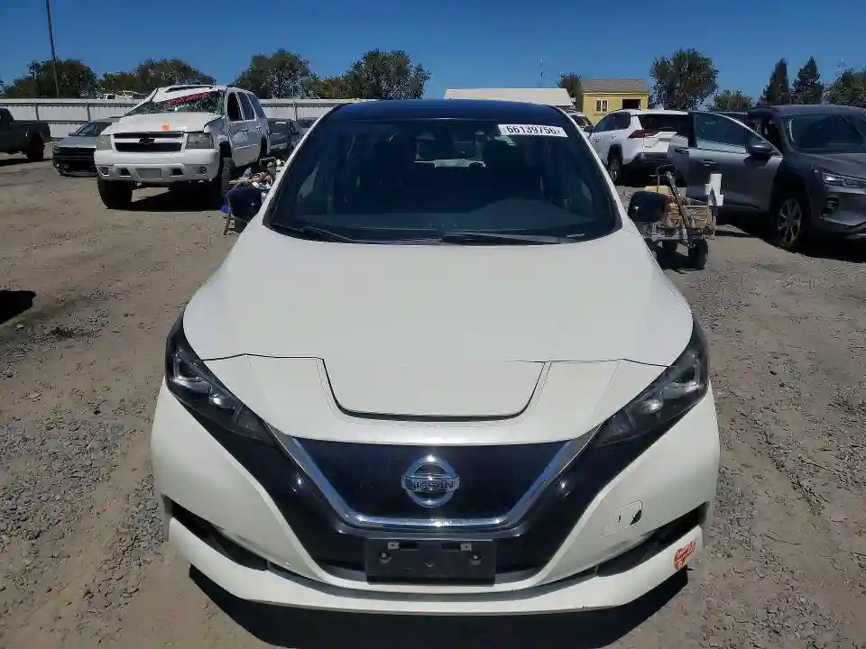 1N4AZ1CP0JC305951 2018 NISSAN LEAF-4