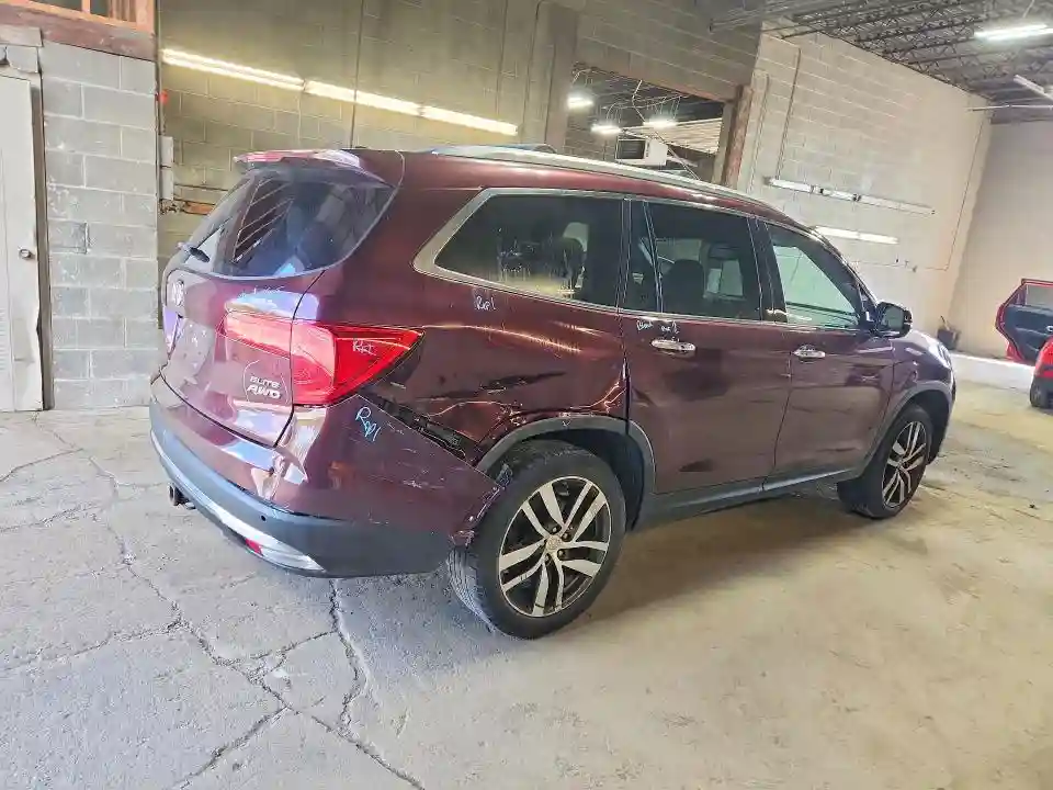 5FNYF6H0XHB057327 2017 HONDA PILOT-2