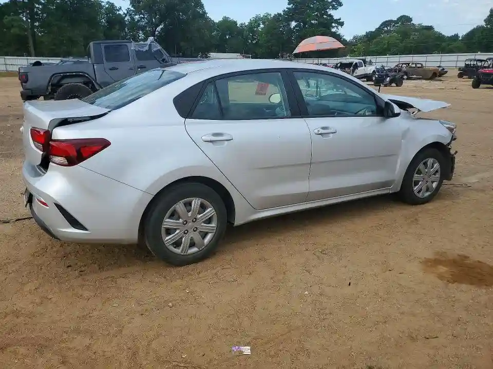 3KPA24AD7NE494220 2022 KIA RIO-2
