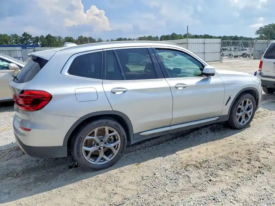 5UXTY3C08L9C92422 2020 BMW X3-2