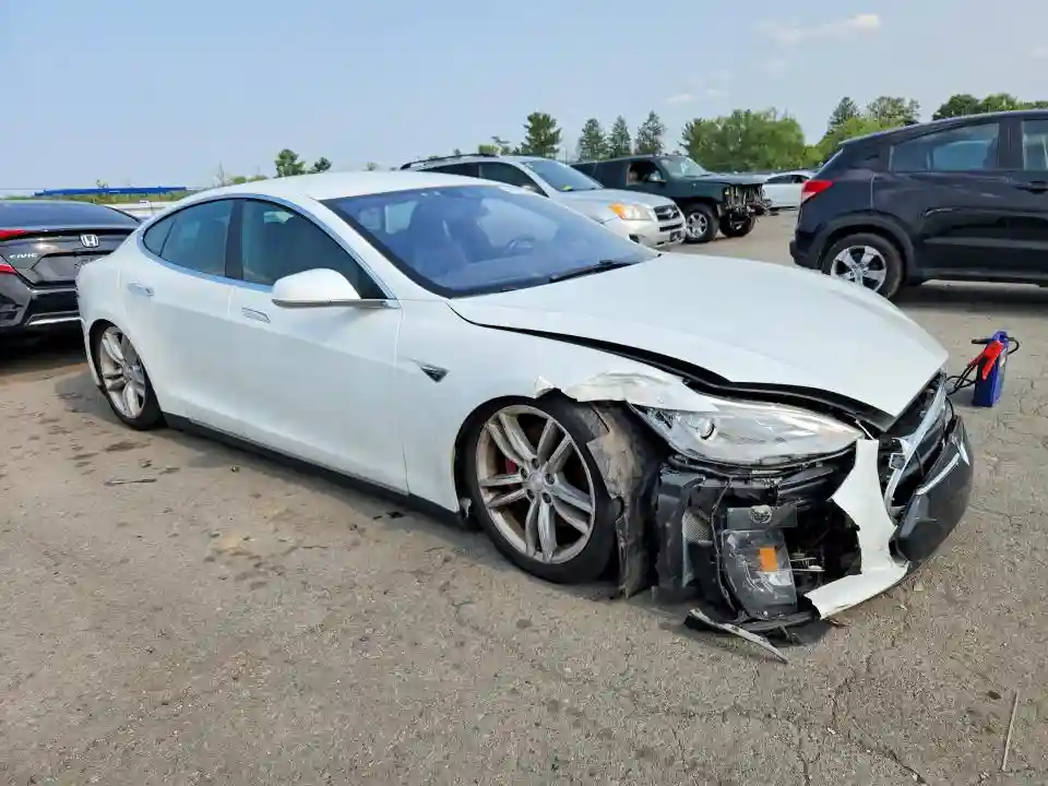 5YJSA1H49FF098040 2015 TESLA MODEL S-3