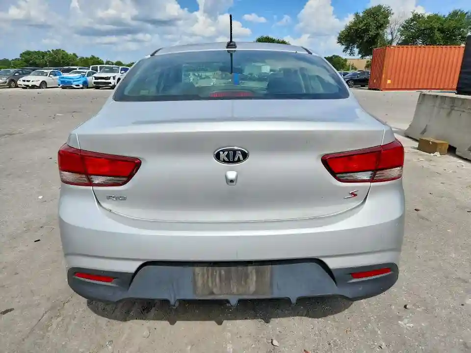 3KPA24AB4JE058918 2018 KIA RIO-5