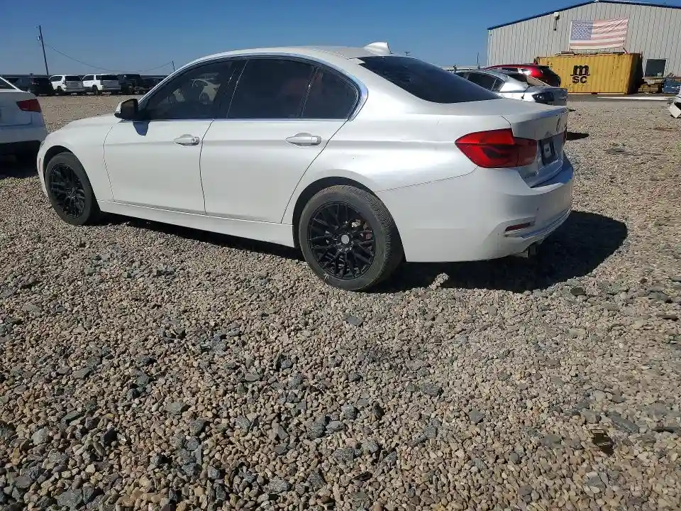 WBA8B9G58JNU57983 2018 BMW 3 SERIES-1