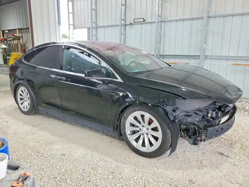 5YJXCAE20HF055308 2017 TESLA MODEL X-3