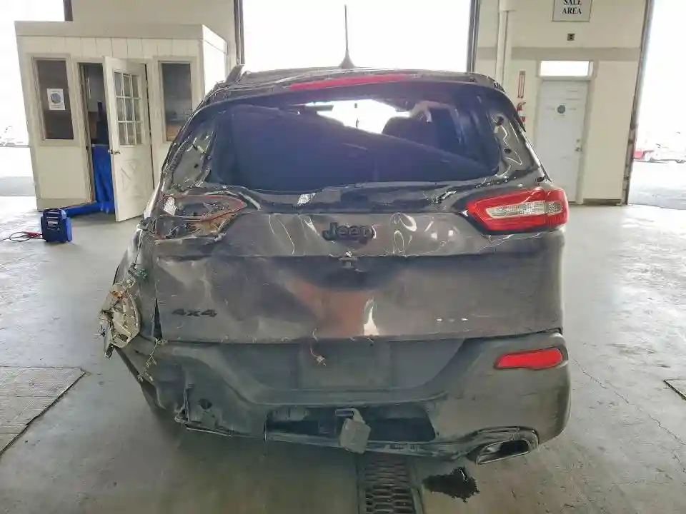 1C4PJMCX9JD517397 2018 JEEP GRAND CHEROKEE-5