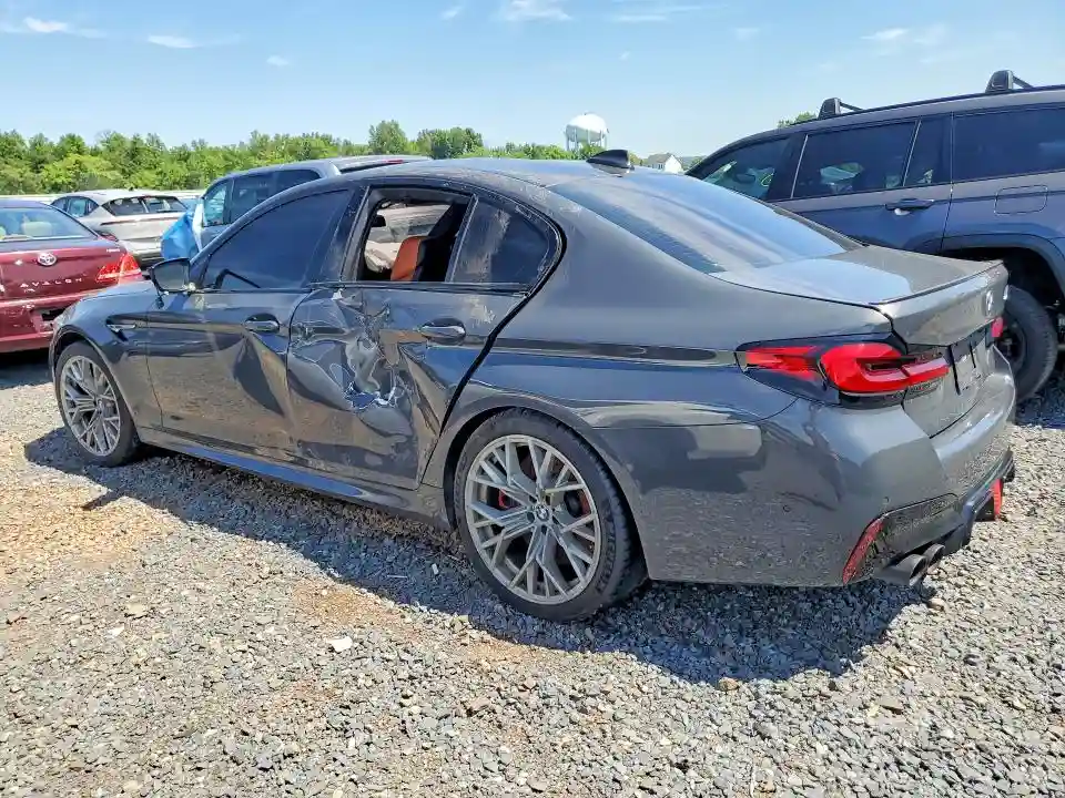 WBS83CH09NCK02348 2022 BMW M5-1