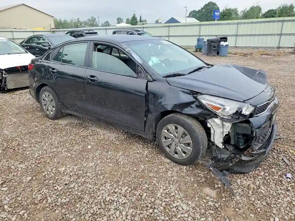 3KPA24AB9KE211097 2019 KIA RIO-3