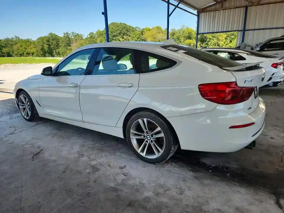 WBA8Z9C52HG453217 2017 BMW 3 SERIES-1