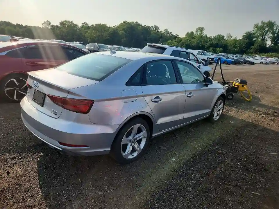 WAUB8GFF2H1074271 2017 AUDI A3-2