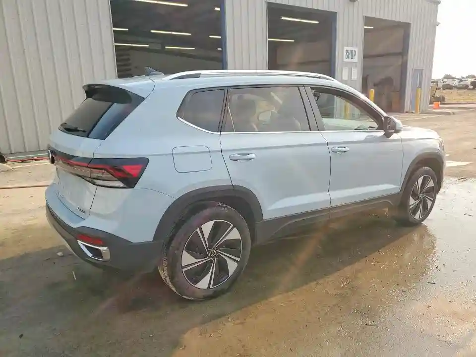3VVVC7B28SM034550 2025 VOLKSWAGEN ALL OTHER-2