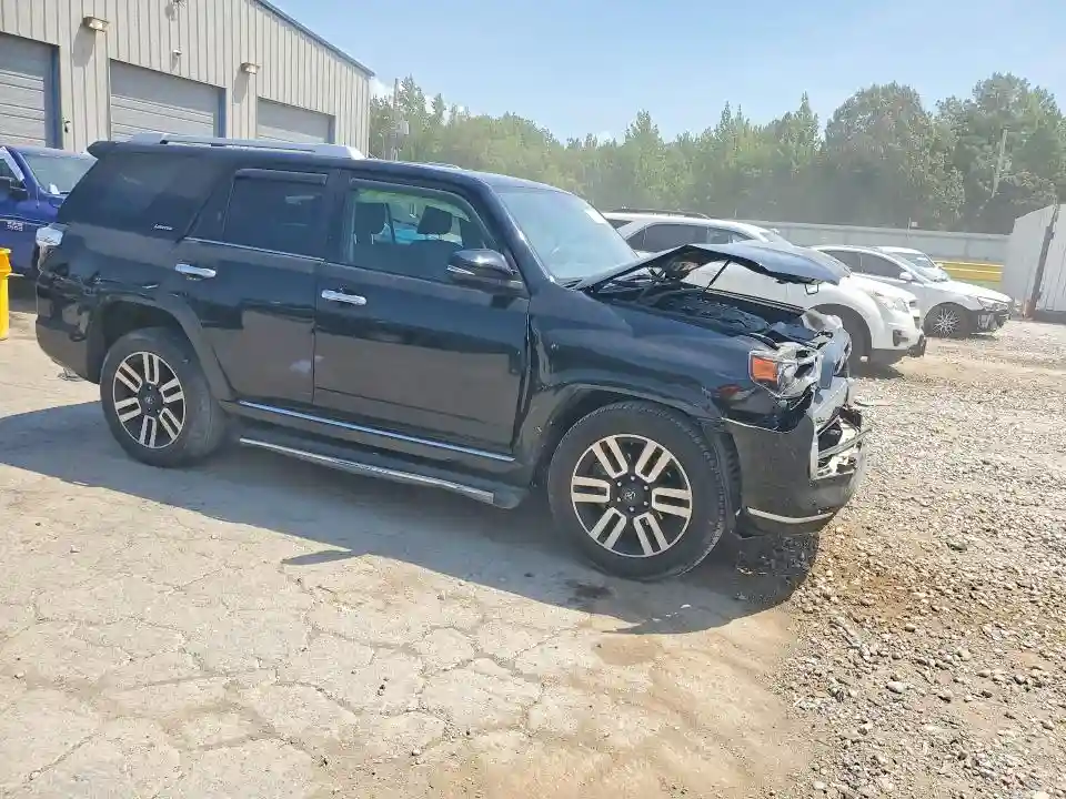 JTEZU5JR8K5191836 2019 TOYOTA 4RUNNER-3