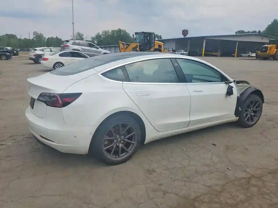 5YJ3E1EA2LF785195 2020 TESLA MODEL 3-2