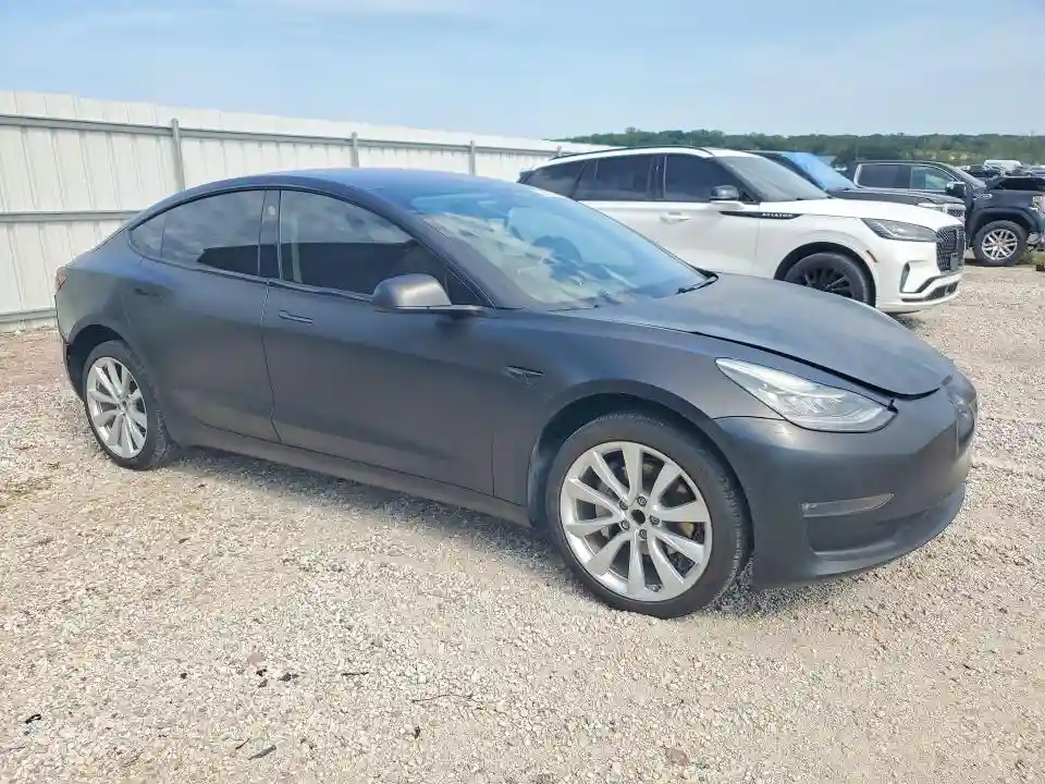 5YJ3E1EA2JF013356 2018 TESLA MODEL 3-3