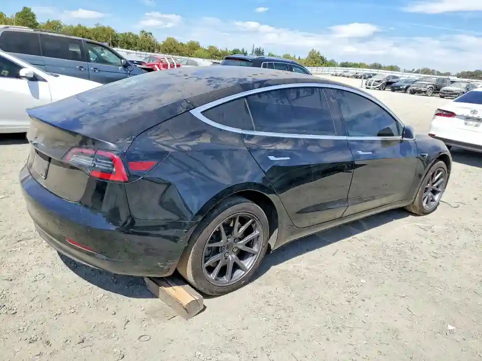 5YJ3E1EB5LF638961 2020 TESLA MODEL 3-2