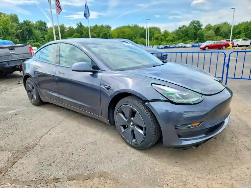 5YJ3E1EA4MF961374 2021 TESLA MODEL 3-3