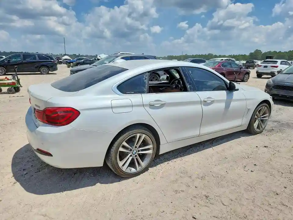 WBA4J3C51JBG91195 2018 BMW 4 SERIES-2