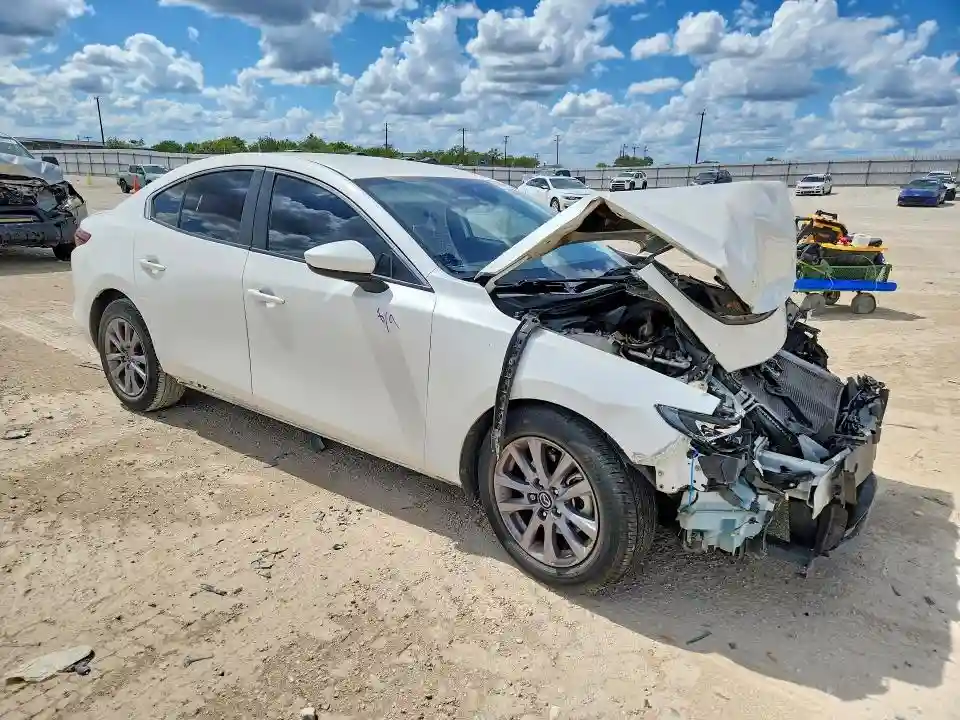 JM1BPAAL4M1332235 2021 MAZDA 3-3
