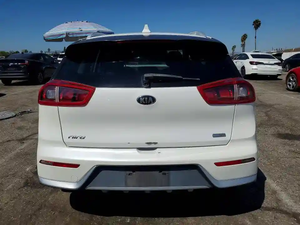 KNDCB3LC4J5133508 2018 KIA NIRO-5
