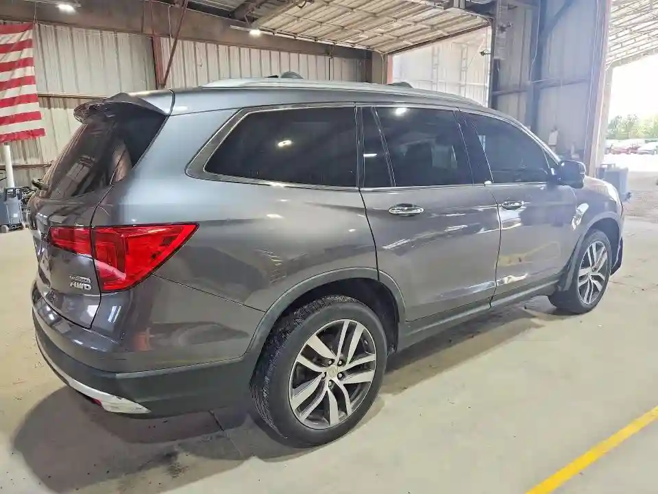 5FNYF6H9XHB104435 2017 HONDA PILOT-2
